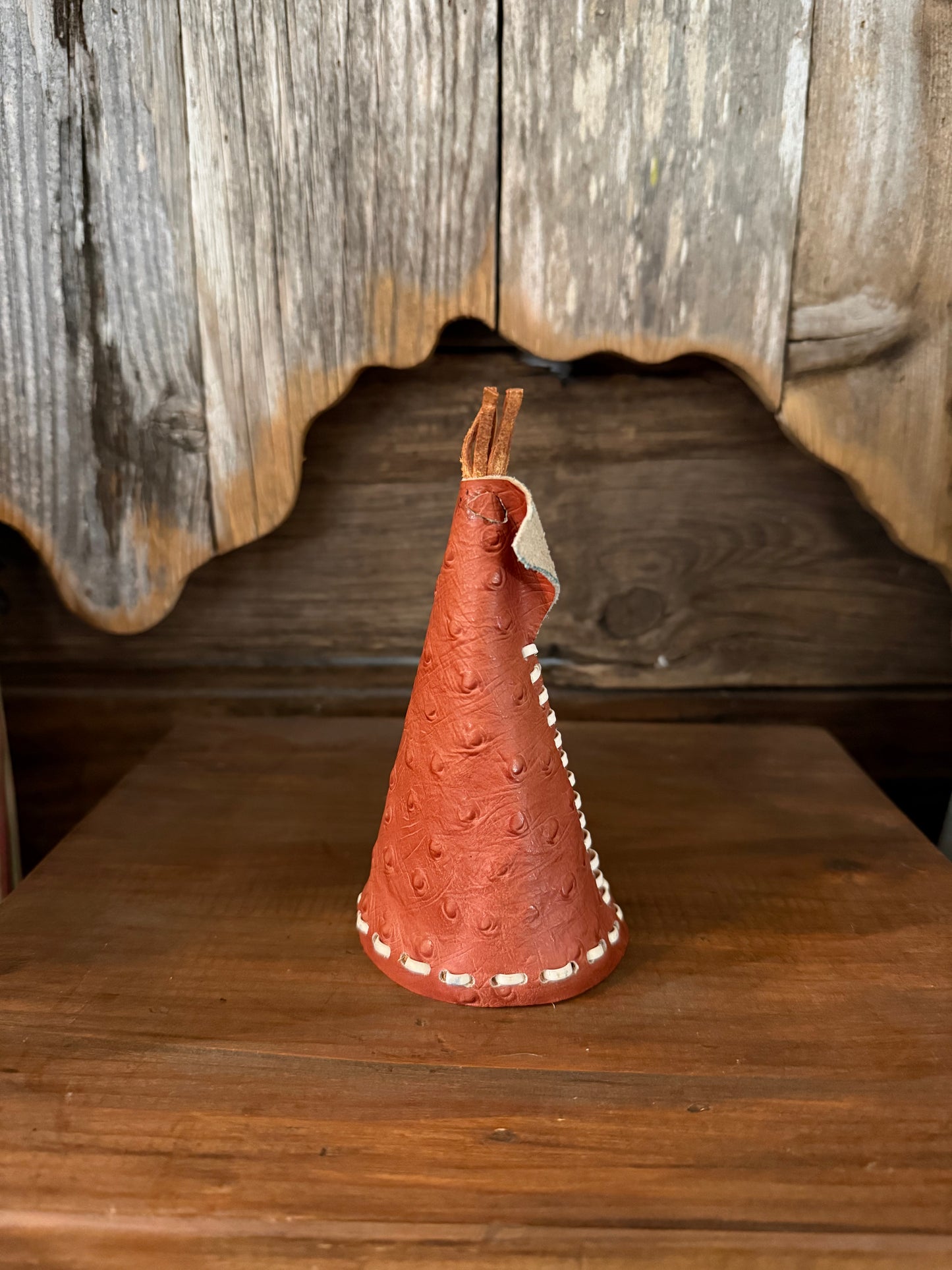Vintage Teepee Bank