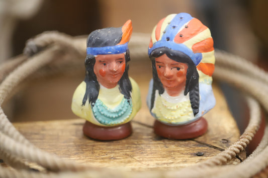 Vintage Indian couple s&p shaker set