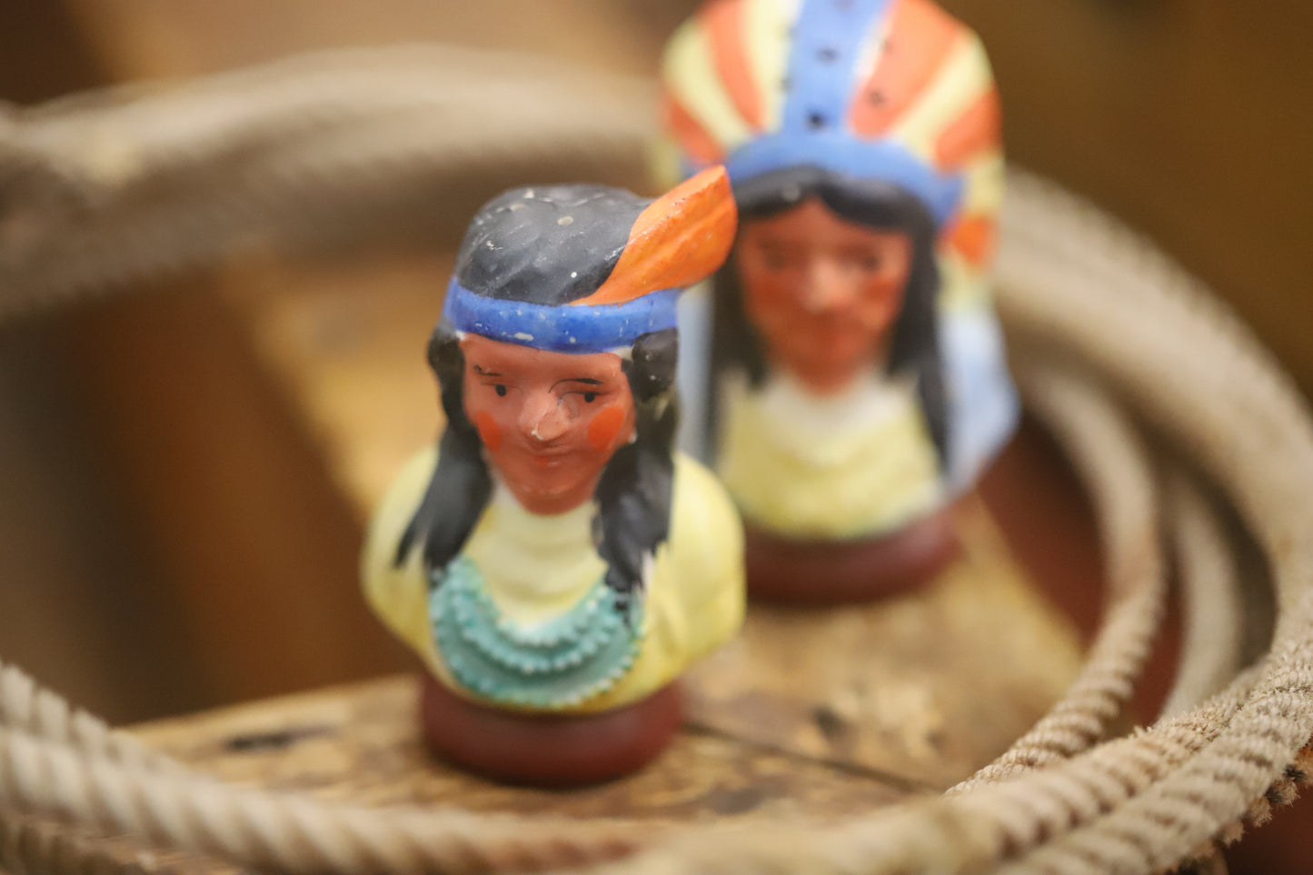 Vintage Indian couple s&p shaker set
