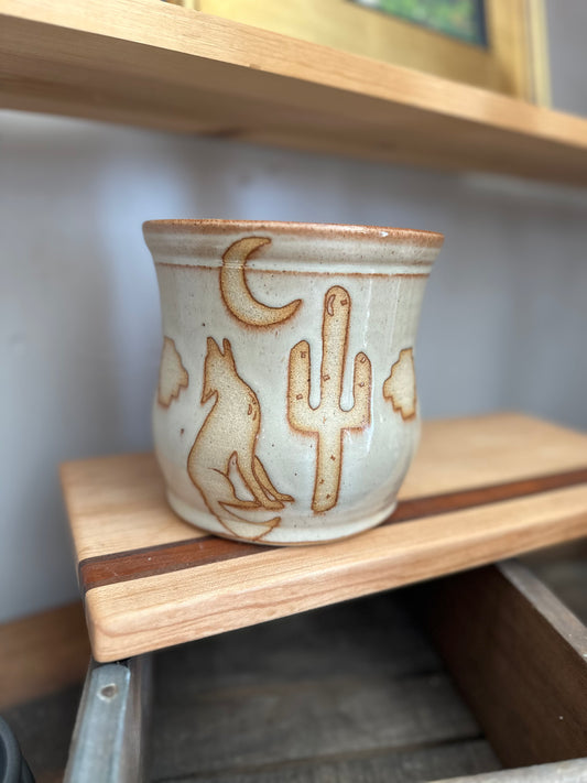 Howler crock