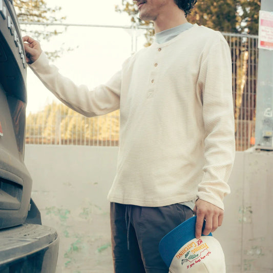 The Maverick Henley - Vintage White